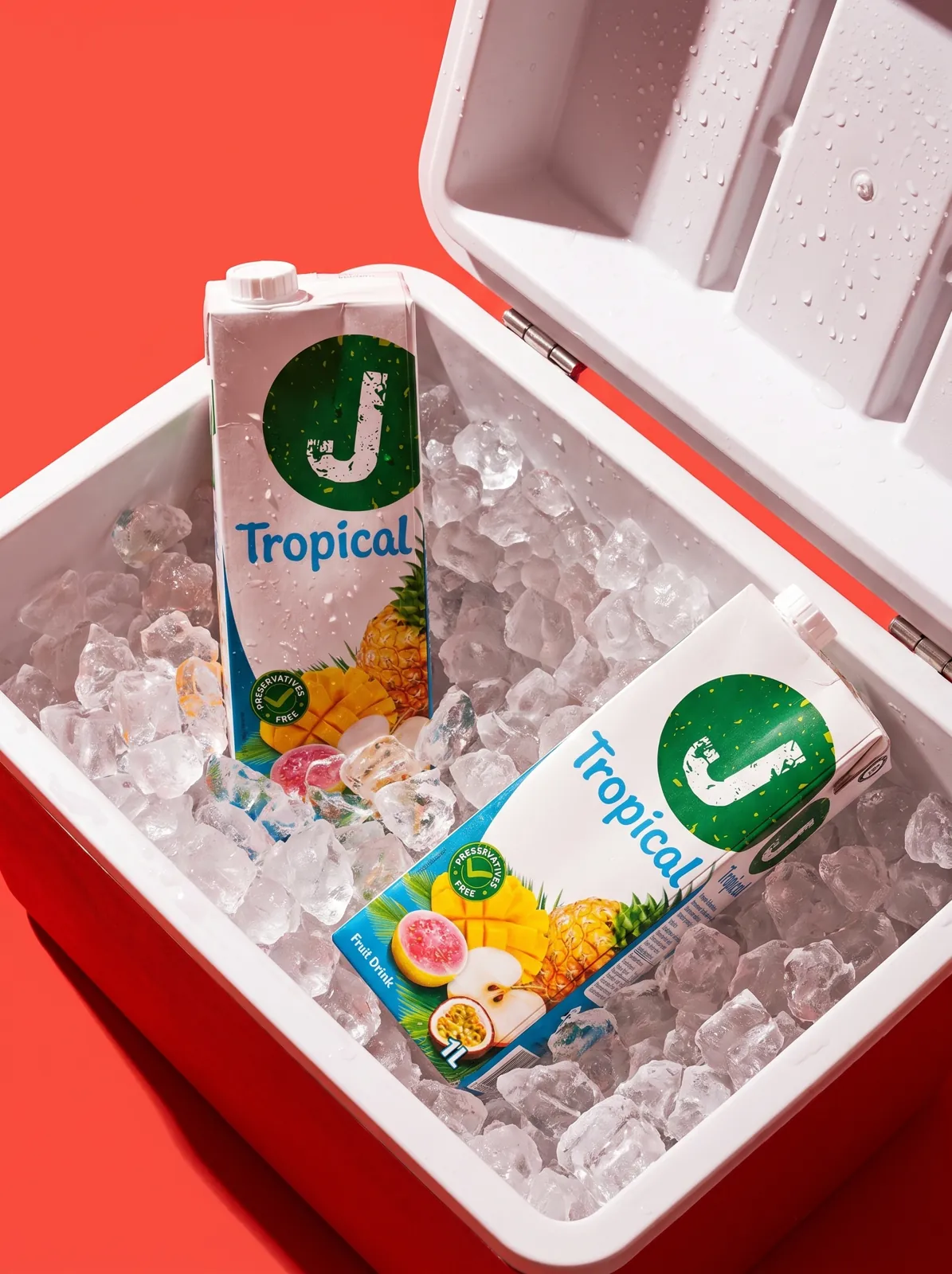 J Tropical visual